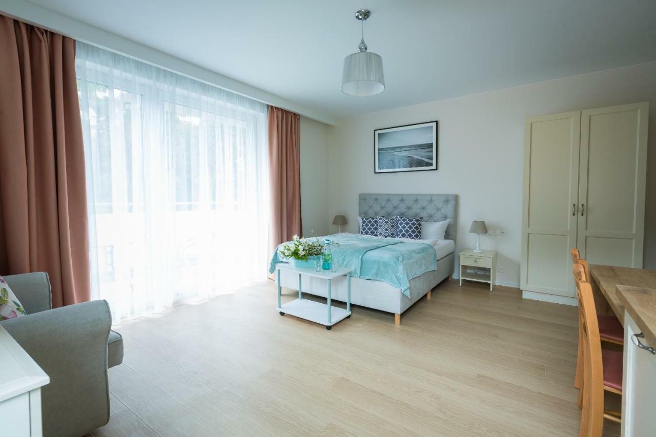 Ava Apartamenty Niechorze Exteriör bild